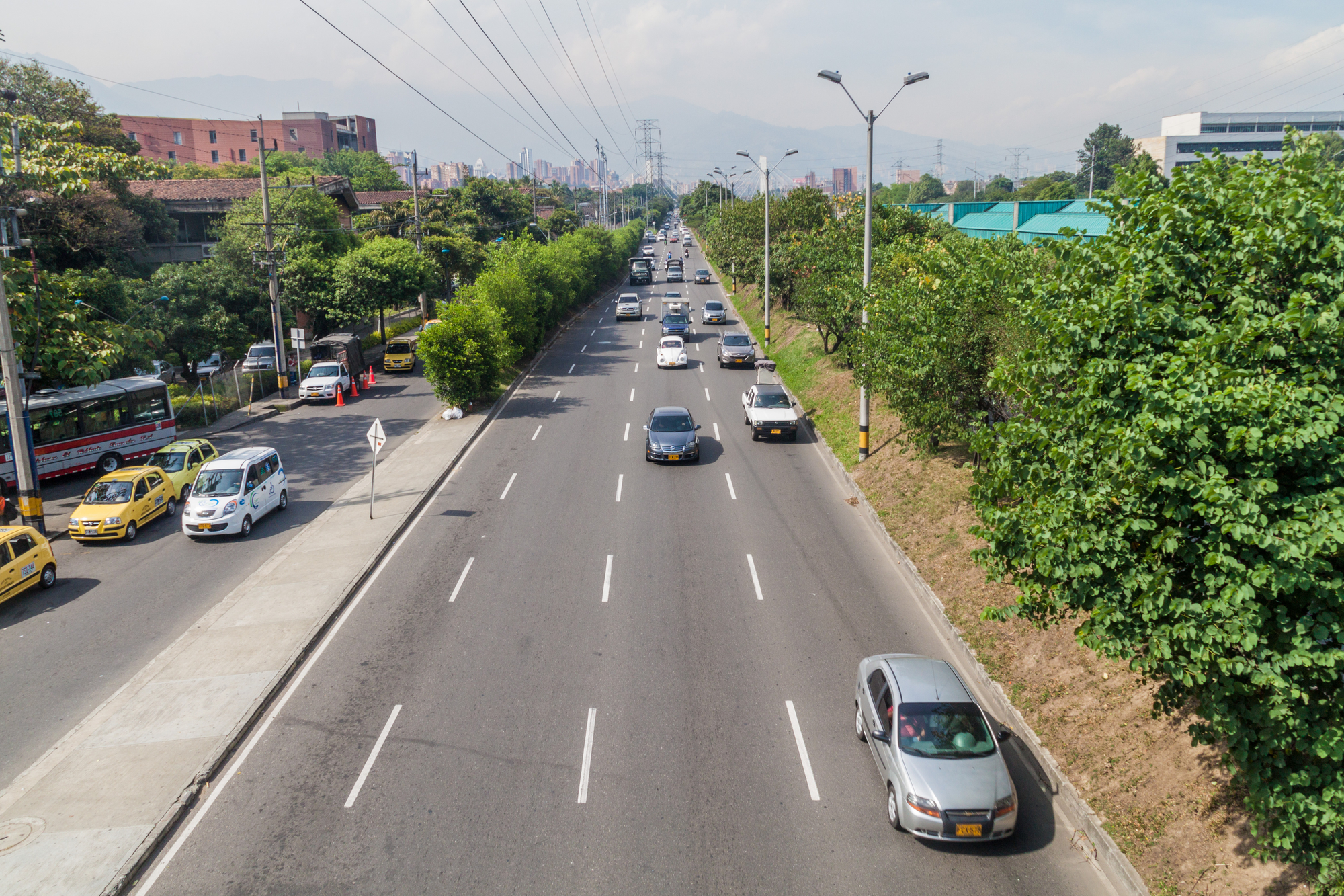 Does restricting the use of private vehicles tackle Medellín’s pollution problem?