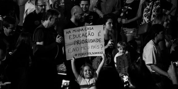 Bolsonaro education cuts Brazil protests