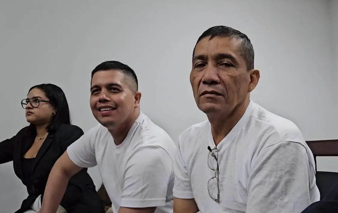Two human rights defenders released from prison in El Salvador following plea deal 