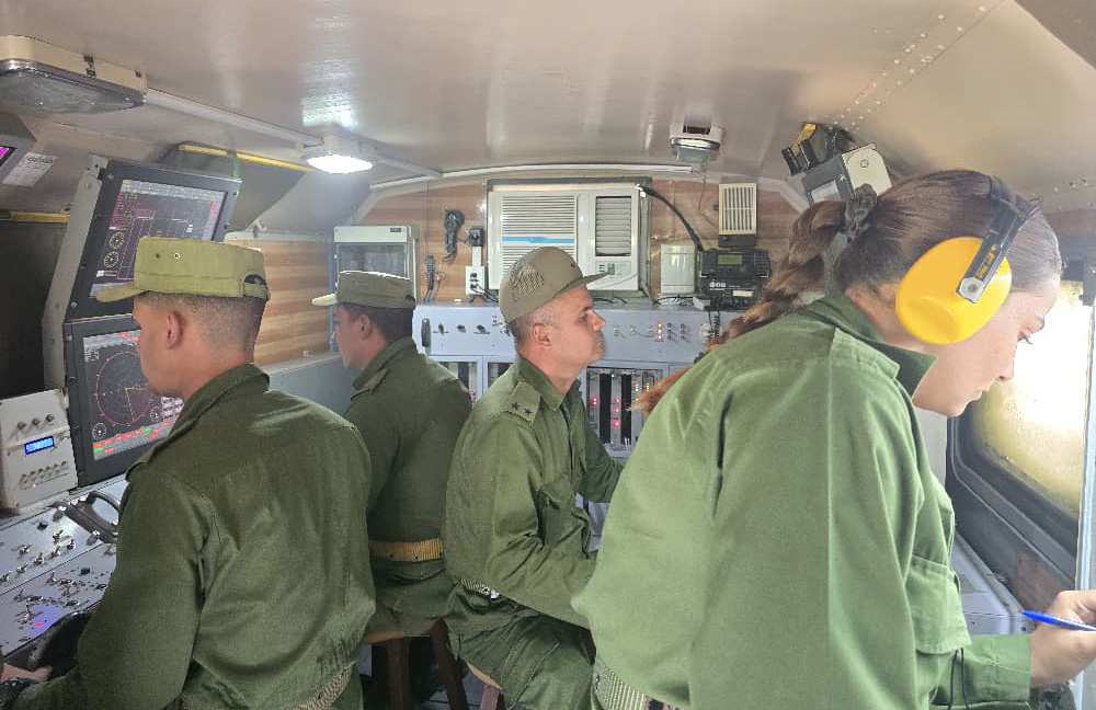 Cuba, U.S. reportedly “talking” as Pope calls for de-escalation of tensions