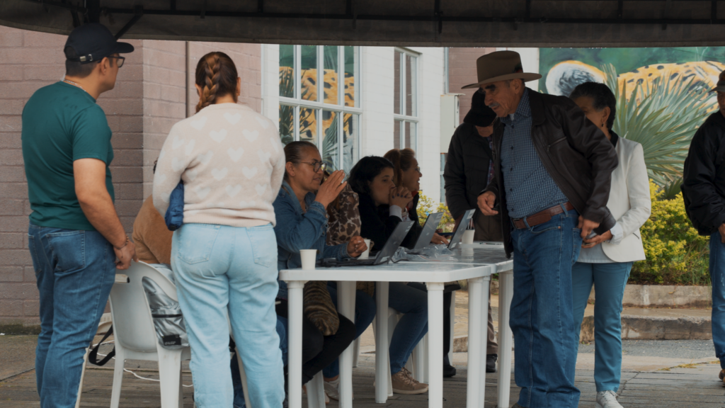 Historic Pact and Democratic Center parties lead Colombia’s legislative elections 