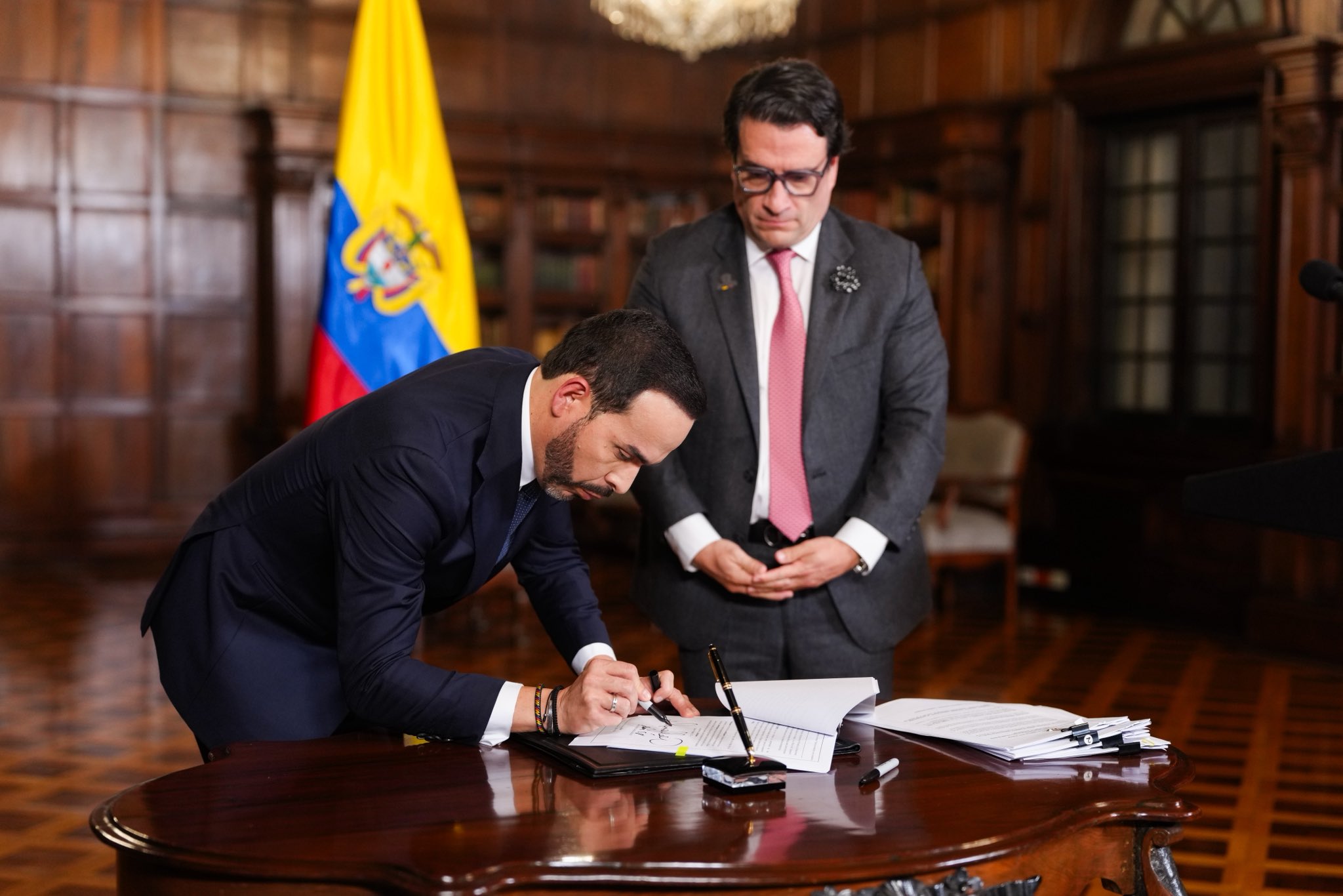 Abelardo de la Espriella begins to dismantle Colombia’s peace process